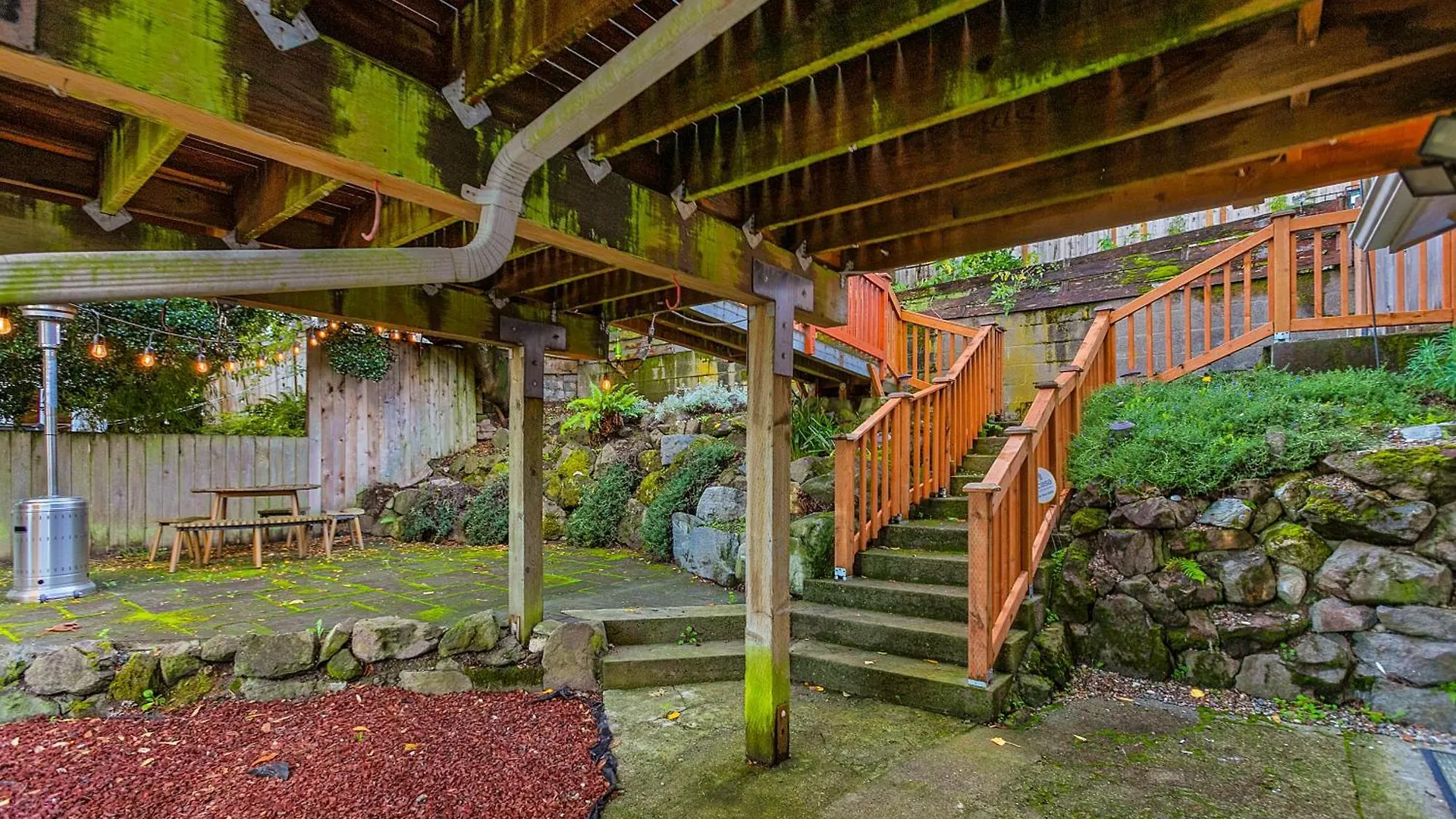 Green Lake Zen Garden Basement Seattle Apartment